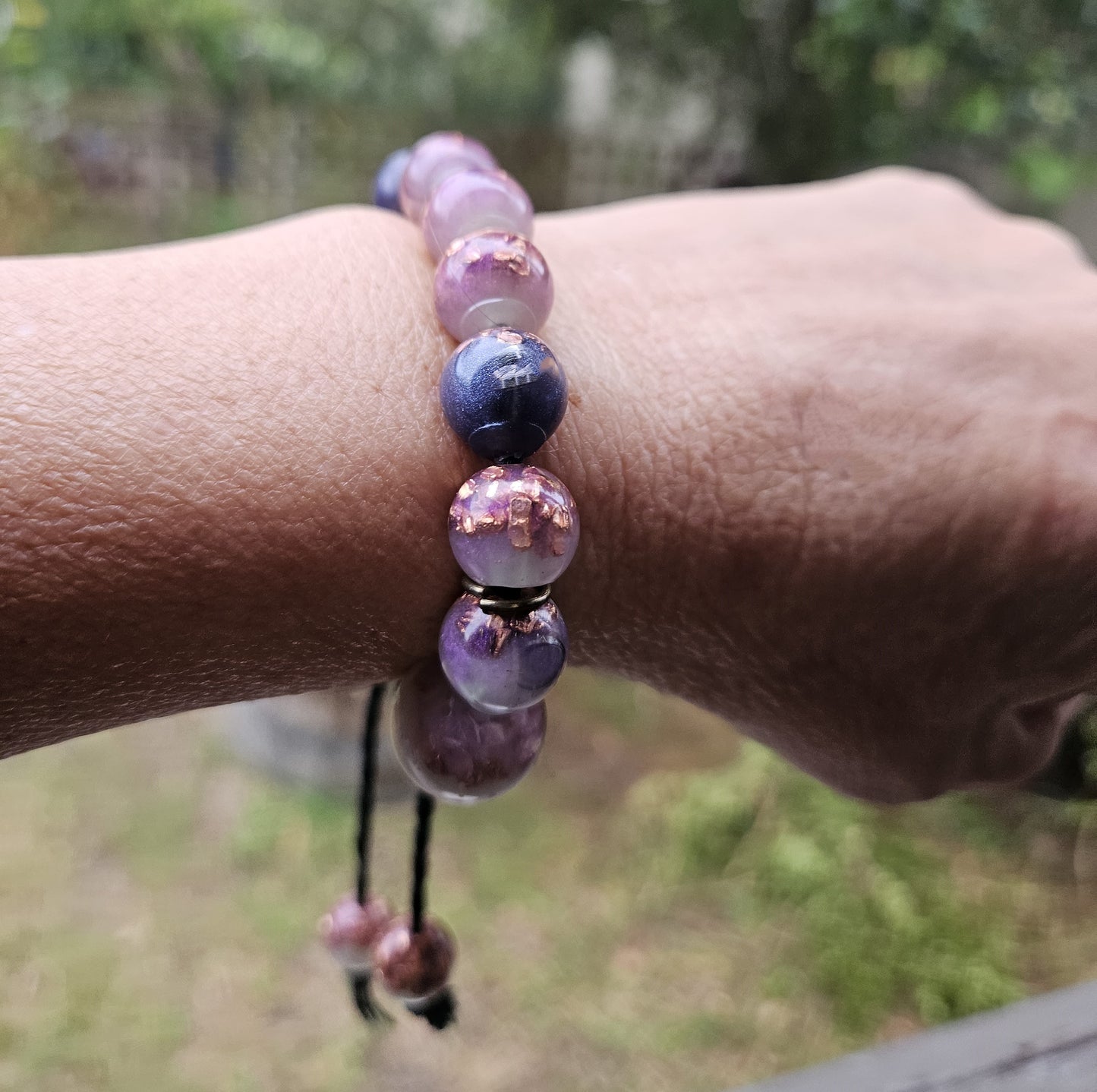 Macrame Orgonite Bead Bracelet - Lilac and Indigo